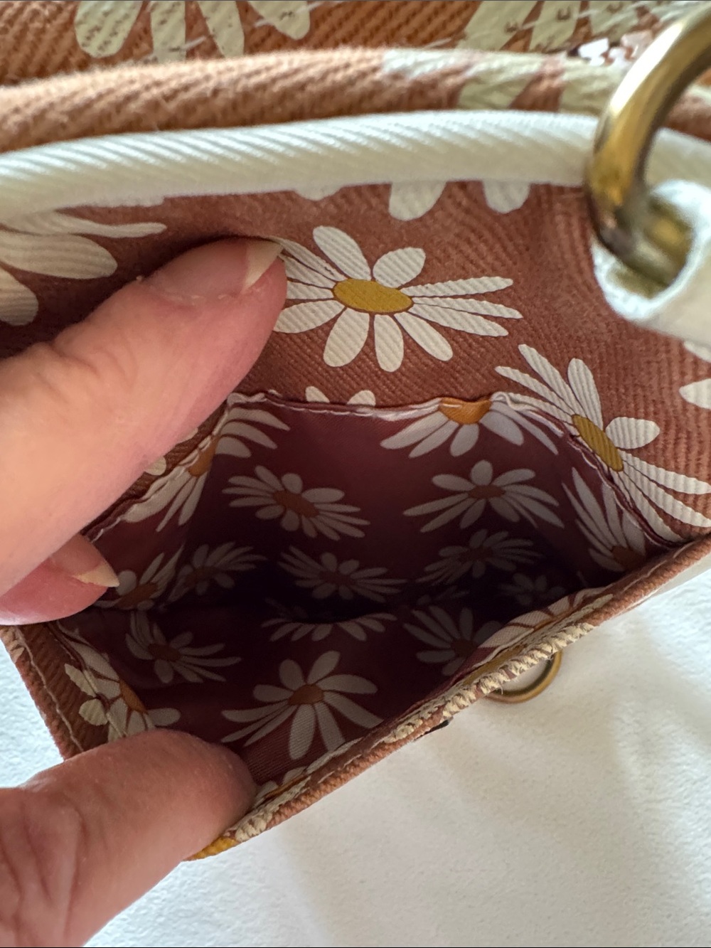 Thread crossbody bag - Picture 3 of 8